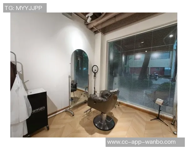 专属发型师分享为费尔明加维巴德吉亚马尔理发的独特体验与感受 专属发型师分享为费尔明加维巴德吉亚马尔理发的独特体验与感受